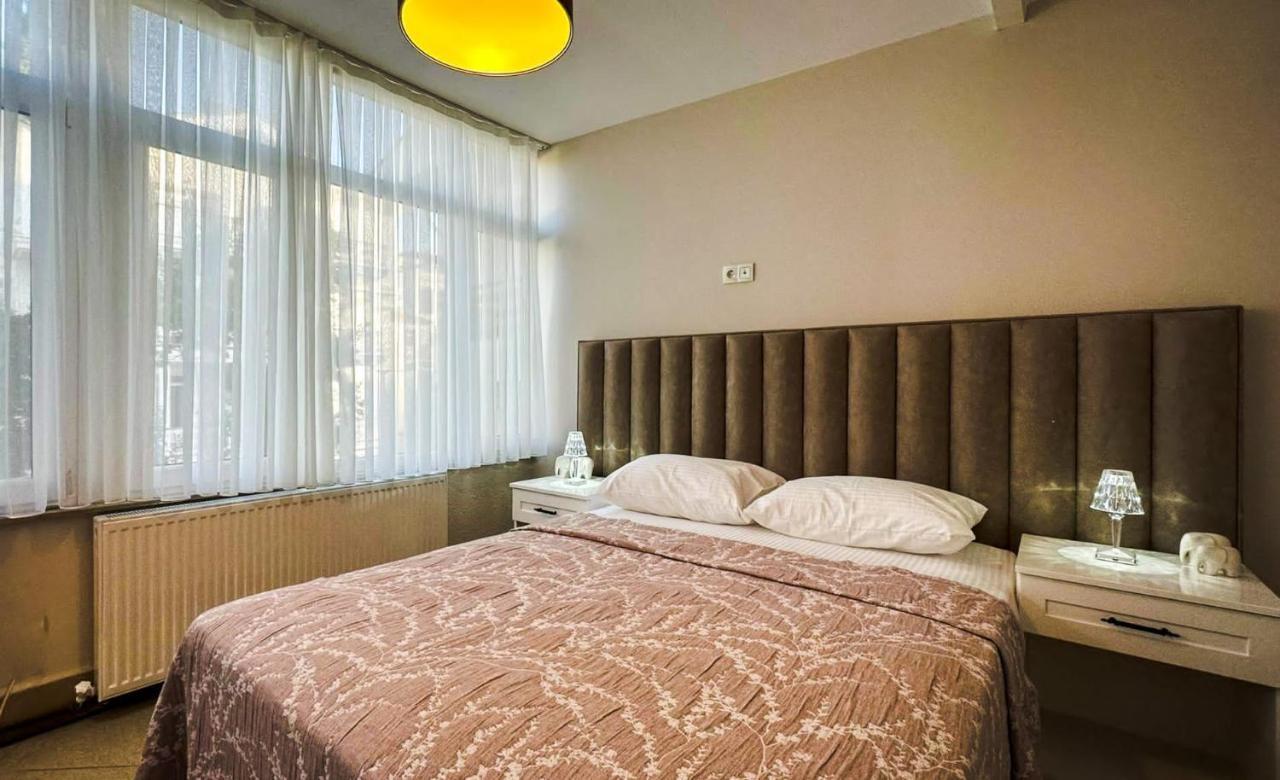 Hi Hotel Ivy Bueyuekada Adalar Esterno foto